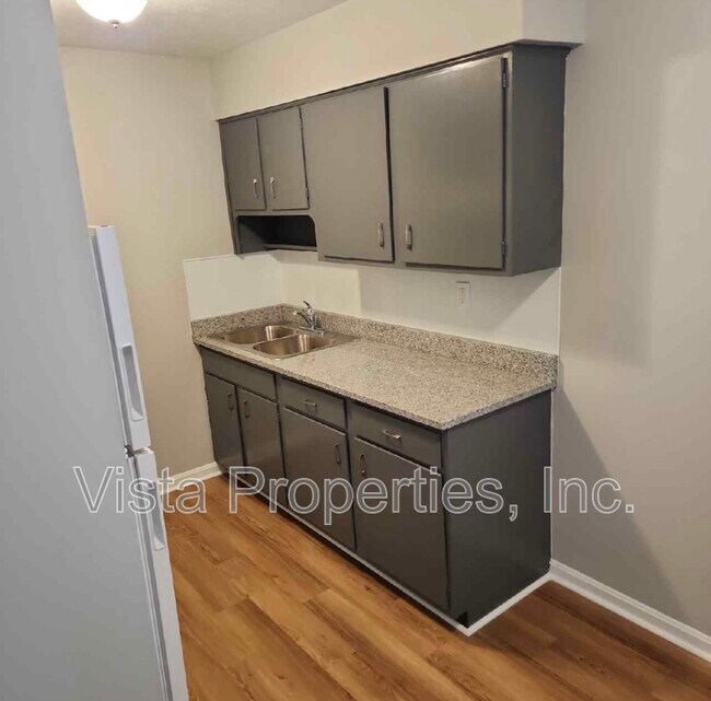 Building Photo - 4908 Saddlebrook Ln