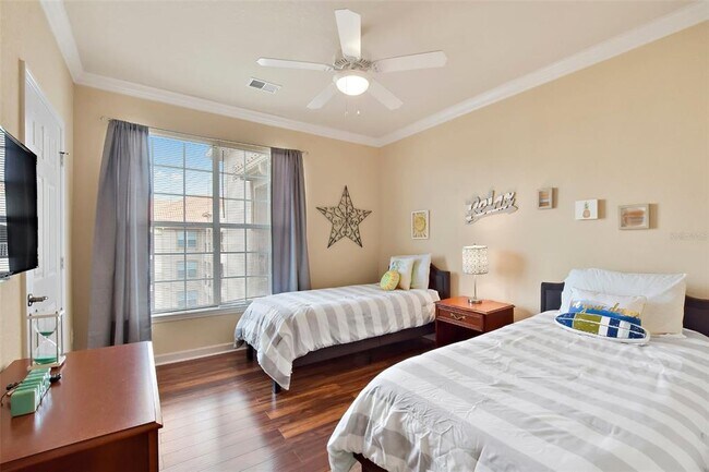 Building Photo - 1371 Tuscan Terrace