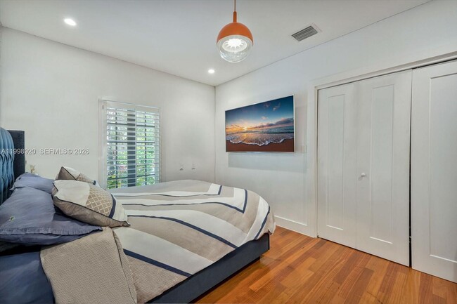 Building Photo - 186 Edgewater Dr