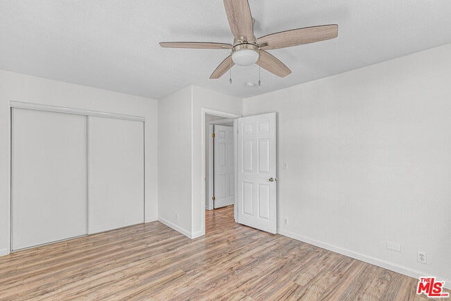 Building Photo - 4537 College View Ave