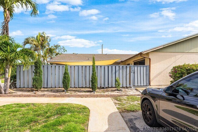 Building Photo - 8014 Ambach Way