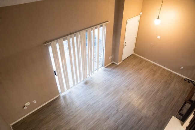 Building Photo - 7075 Greenway Chase St