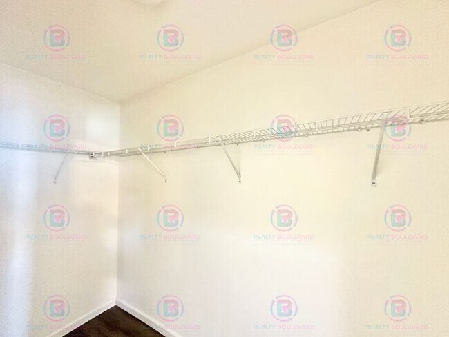 Building Photo - 1/2 Month Free - Look & Lease Same Day!!! Spacious 4-Bedroom 3 Bath, 3 Car Garage Home with Loft,...