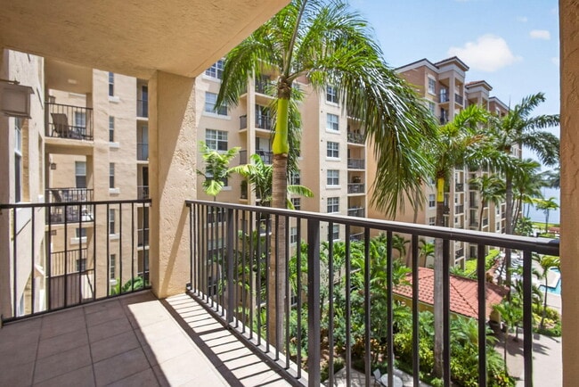 Building Photo - 1801 N Flagler Dr