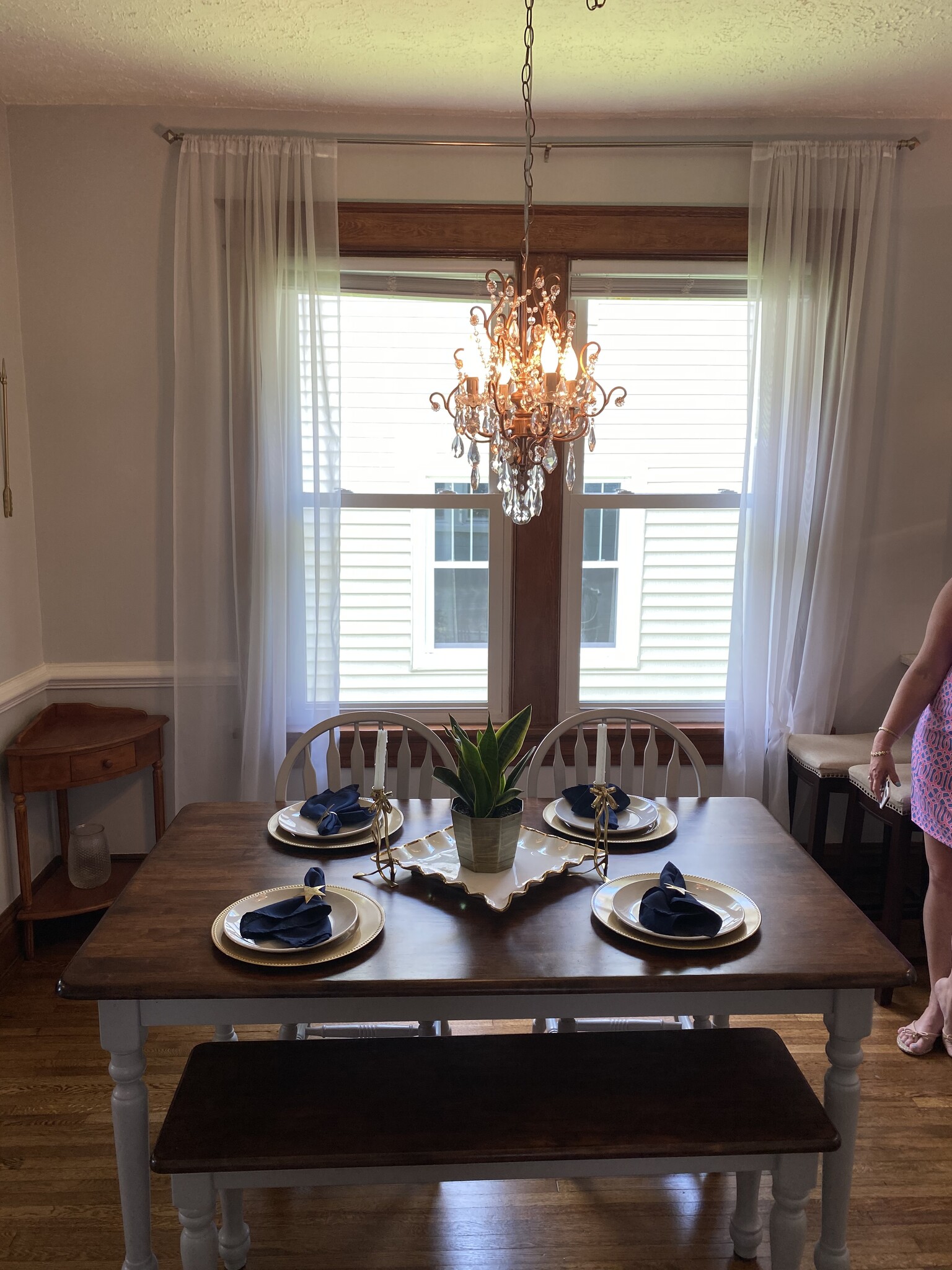 Dining area - 1505 Russell St
