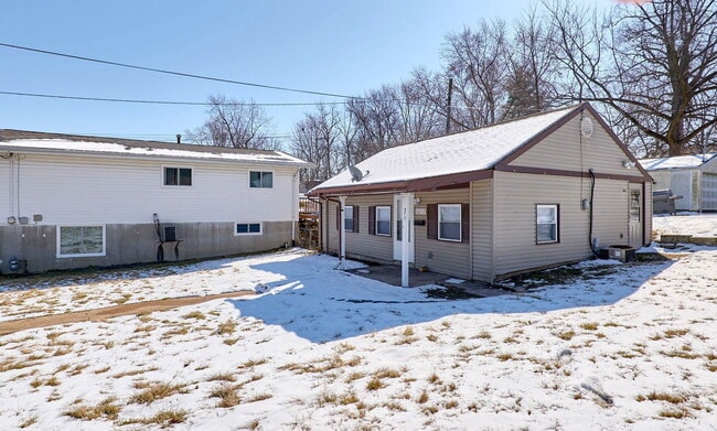 Building Photo - 10272 Niblic Dr