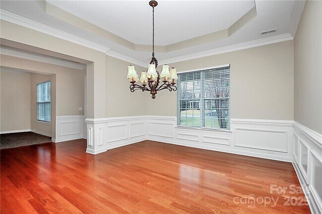 Building Photo - 311 Palmerston Ln