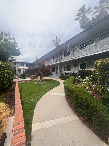 Building Photo - Green Leaf Apartments