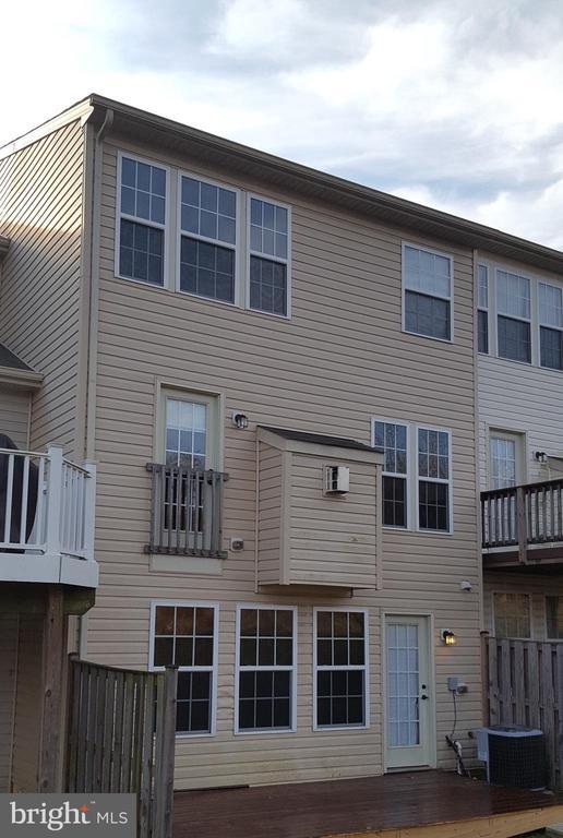 Building Photo - 7220 Maidstone Pl