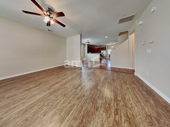 Building Photo - 202 Short Woods Ct