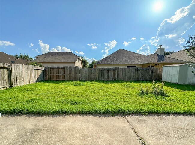 Building Photo - 20319 Little Wing Dr