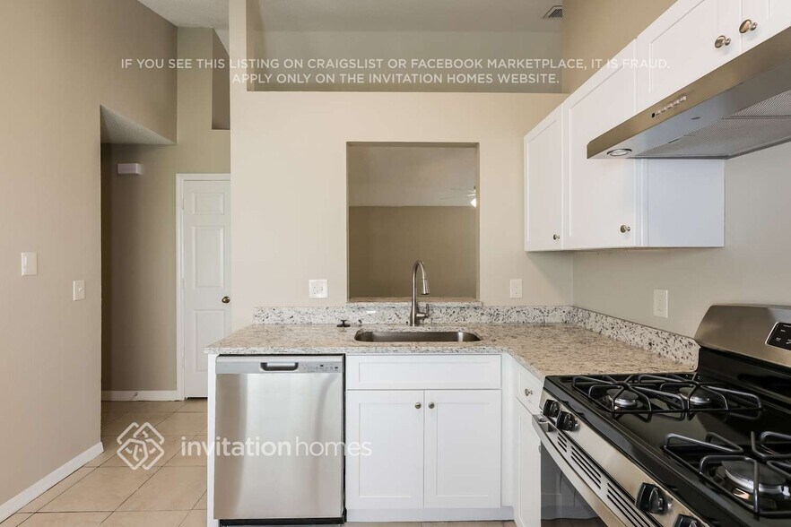 Building Photo - 920 Cape Cod Cir