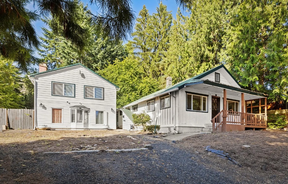 Building Photo - 10612 NW Skyline Blvd