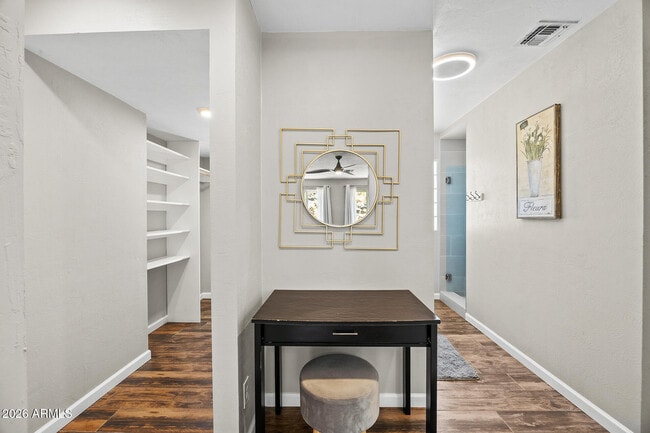 Building Photo - 14436 N Coral Gables Dr