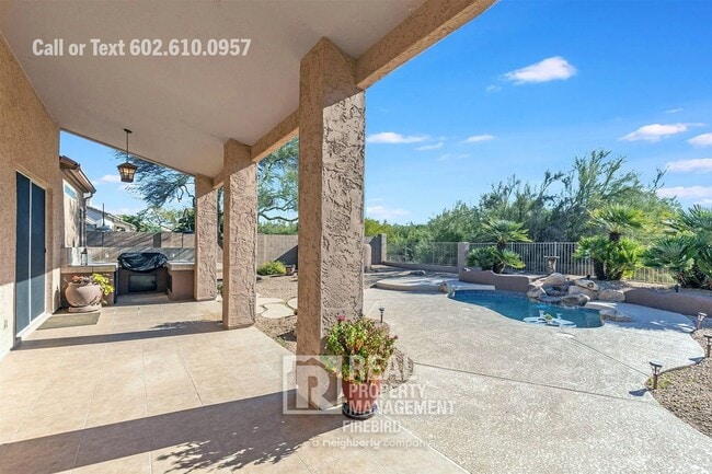 Building Photo - 4907 E Fernwood Ct