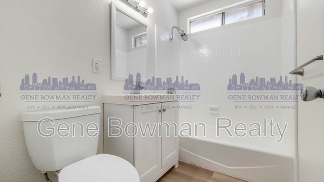 Building Photo - 781 Cypress Ave