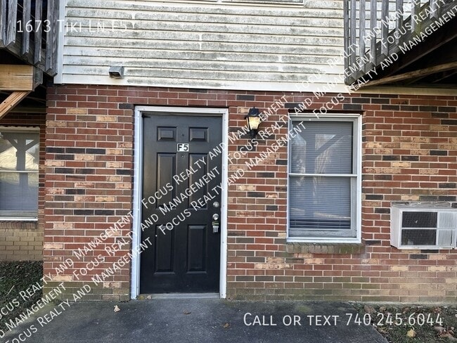 Primary Photo - 1673 Tiki Ln