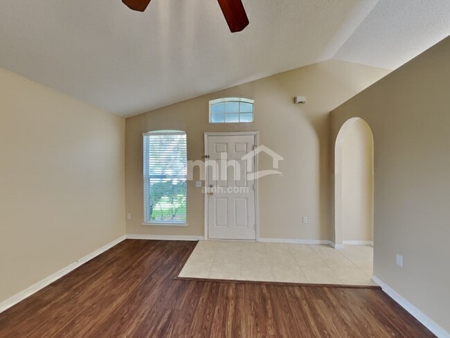 Building Photo - 30230 Rattana Ct