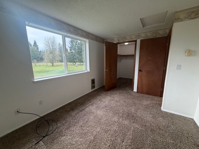 Building Photo - Beautiful 3 Bedroom Home in Olympia WA - Apply Today!