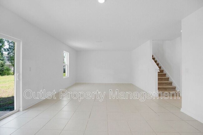 Building Photo - 1386 Inkberry Cir