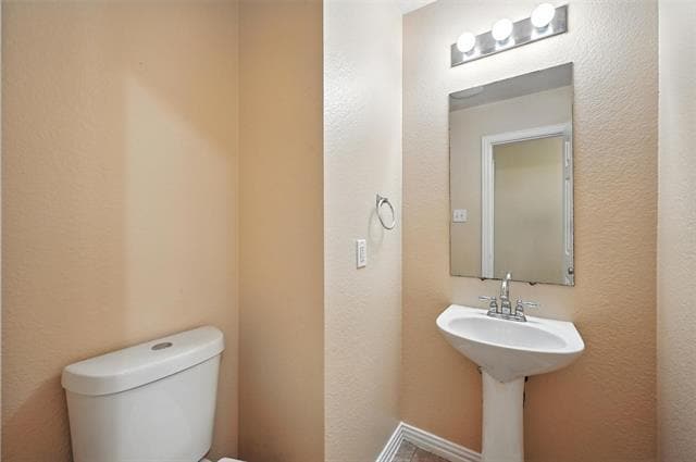 Building Photo - 224 Bluefinch Dr