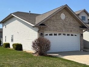 Building Photo - 14630 Euclid St