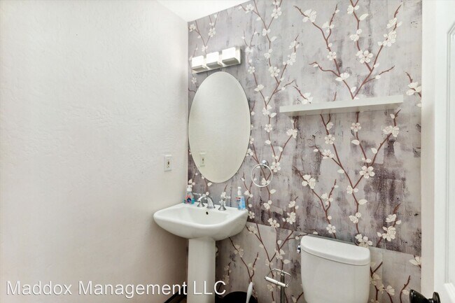 Building Photo - 4 br, 3 bath House - 6405 Sonrisa Pl NE