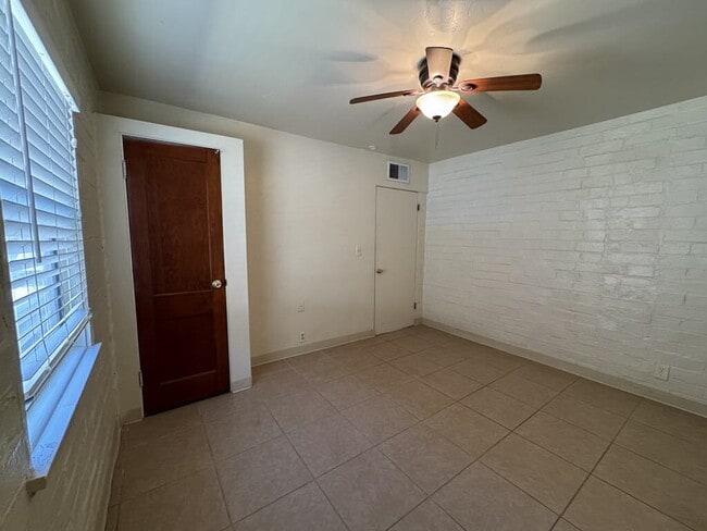 Building Photo - 2 Bedroom in central Tucson