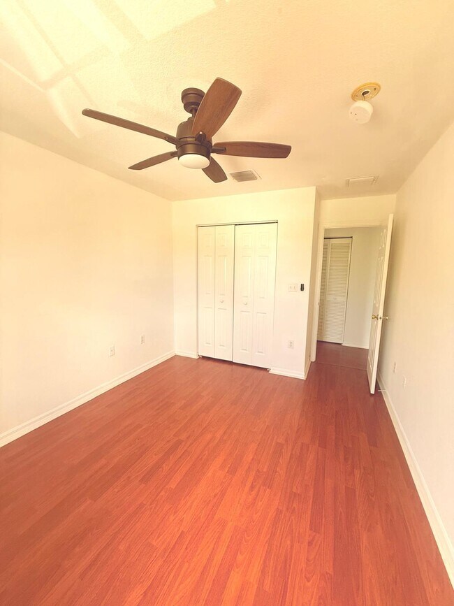 Building Photo - 4534 SW 127th Terrace