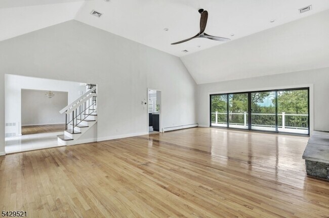 Building Photo - 136 Carlough Rd