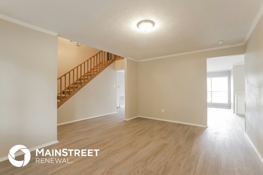 Building Photo - 1335 Westgreen Blvd