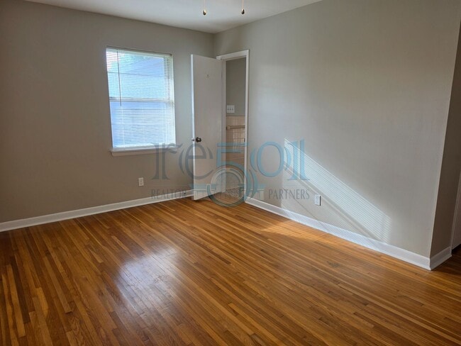 Building Photo - 6601 Bluebird Dr.