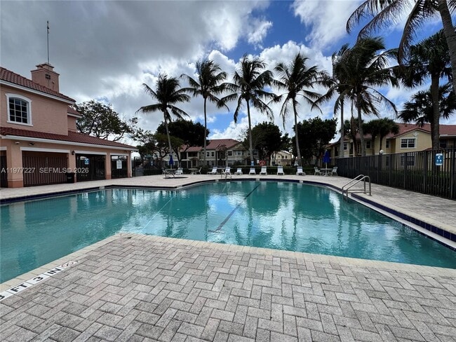 Building Photo - 201 Belmont Ln