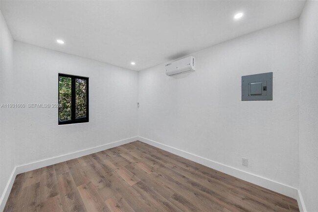 Building Photo - 6911 NW 4th Ct