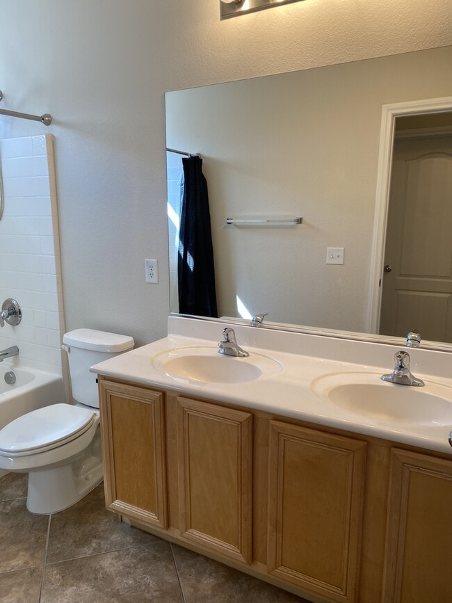 Building Photo - 5090 Silent Valley Ct