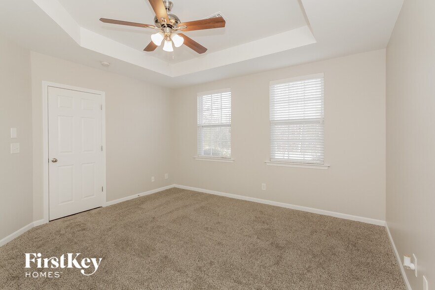 Building Photo - 2440 Sonoma Valley Dr