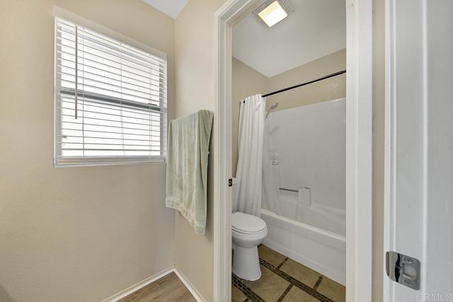 Building Photo - 1390 Palomar Pl