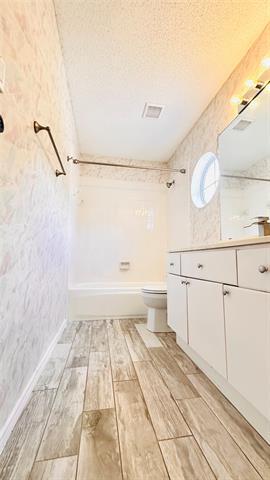 Building Photo - 2716 Garden Springs Dr