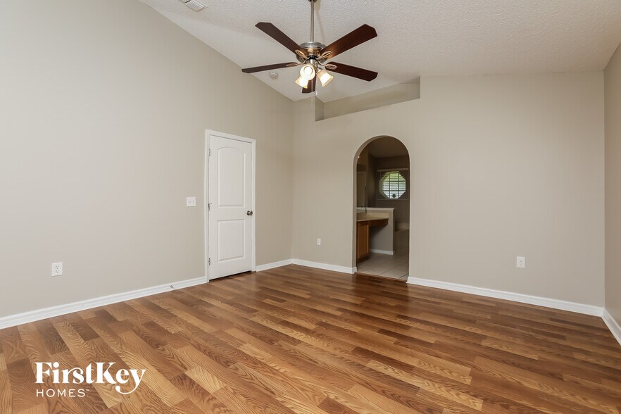 Building Photo - 2539 Quail Park Terrace