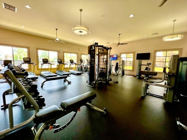 Building Photo - EAGLE CREEK LAKE NONA! WELCOME HOME! Beautiful water views! Spacious 2 story-3 bedroom 2.5 bath h...