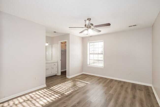 Building Photo - 2106 Charles Bryan Rd