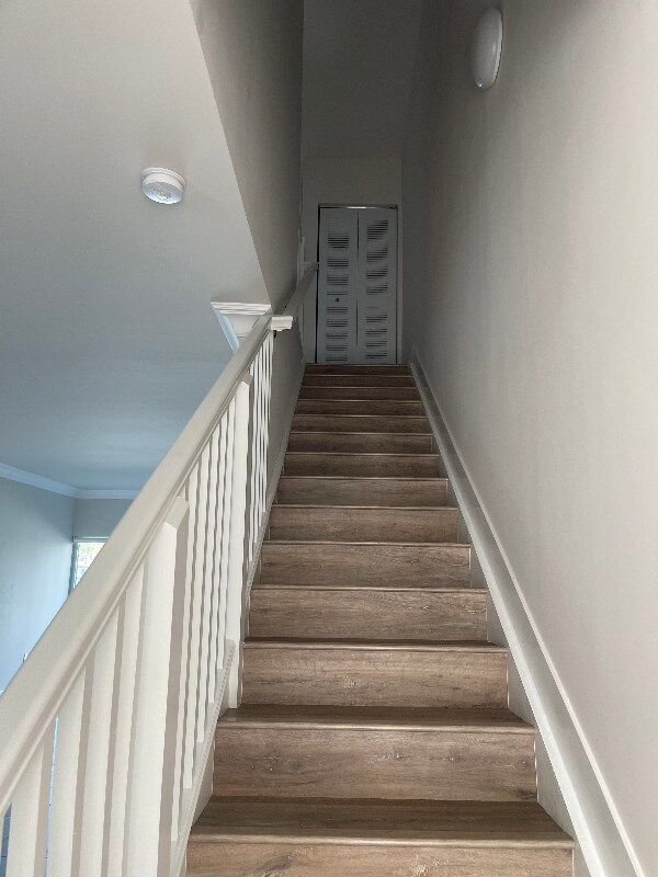 Building Photo - 515 NE 121st St