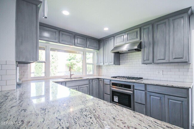 Building Photo - 1709 Pete Brown Pl