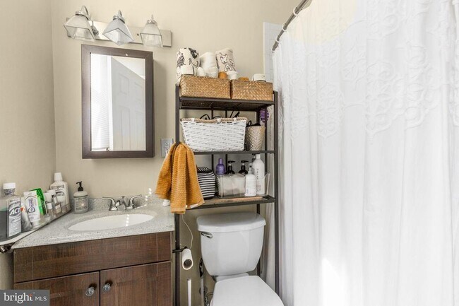 Building Photo - 1324 Locust St