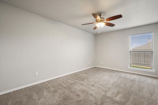 Building Photo - 14409 Avenue X