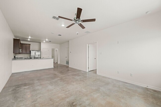 Building Photo - 3903 Sugar Hackberry Trl