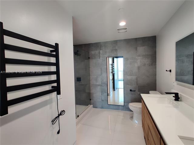 Building Photo - 888 Biscayne Blvd