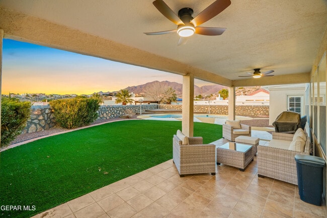 Building Photo - 6205 La Posta Dr