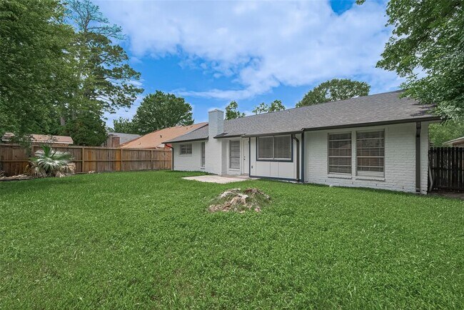 Building Photo - 5310 Monteith Dr