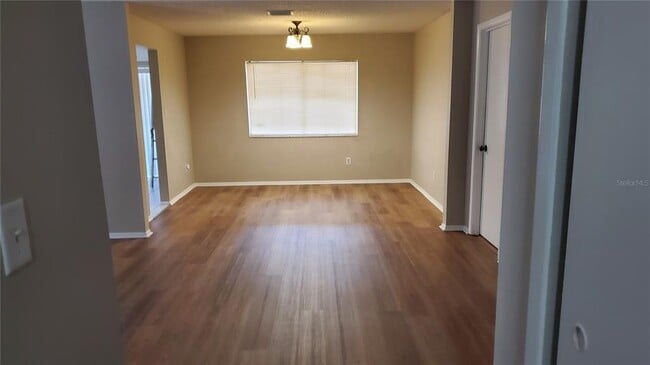 Building Photo - 1311 Alfonzo Cir